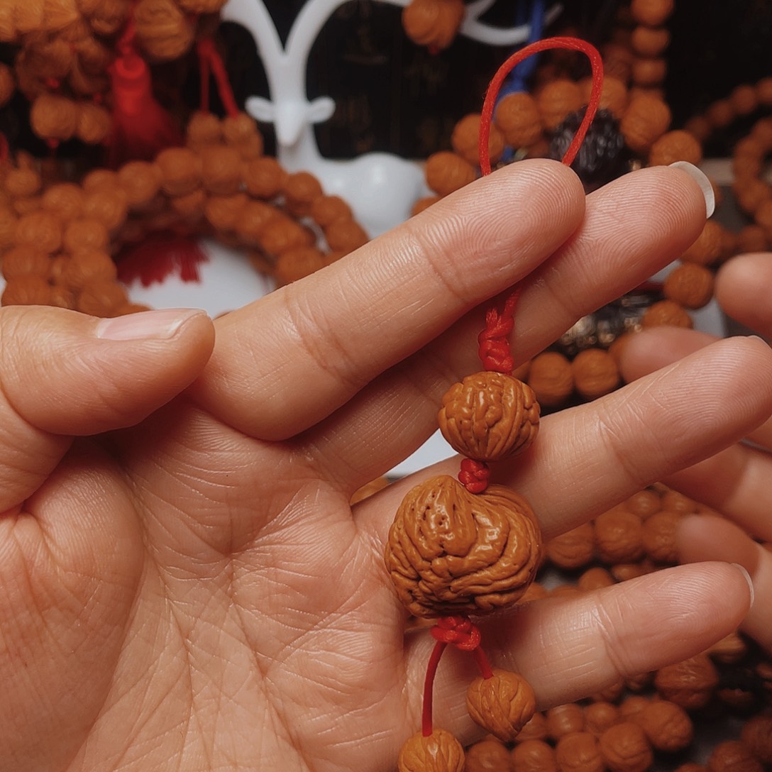 桃核手串龙纹桃枭