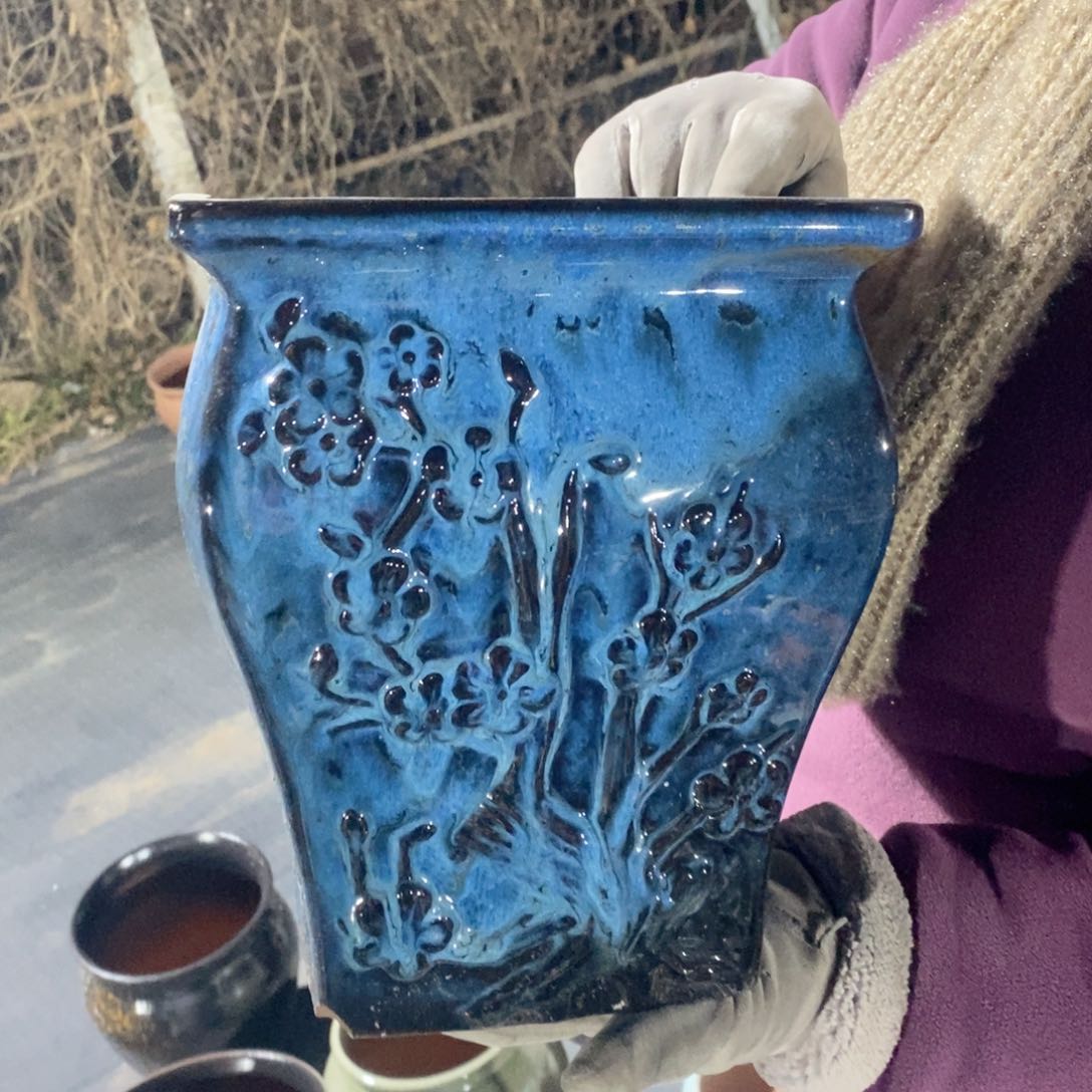 红陶口20高23～～～