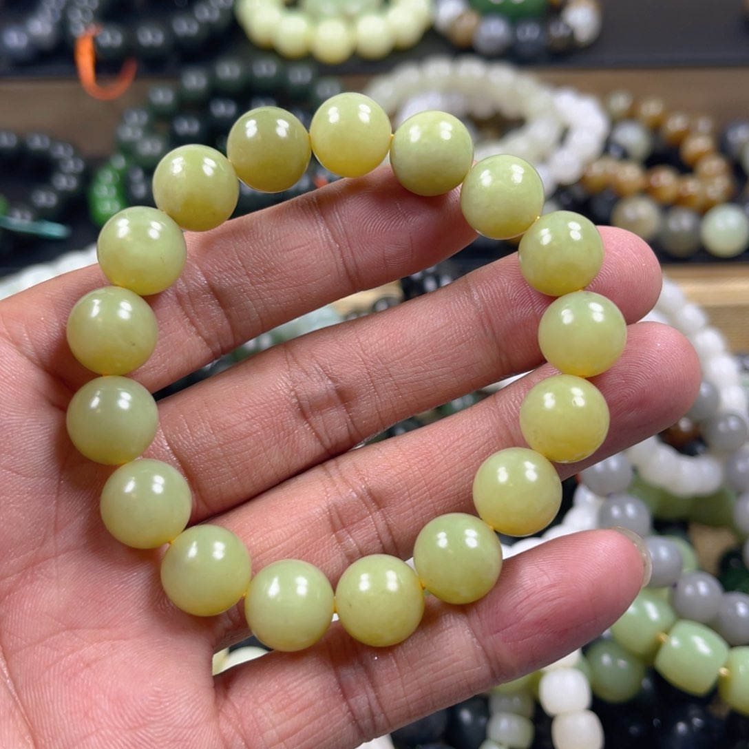 和田玉手串未镶嵌