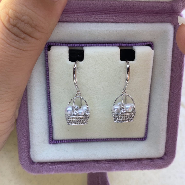 银S925镶嵌耳饰淡水珍珠