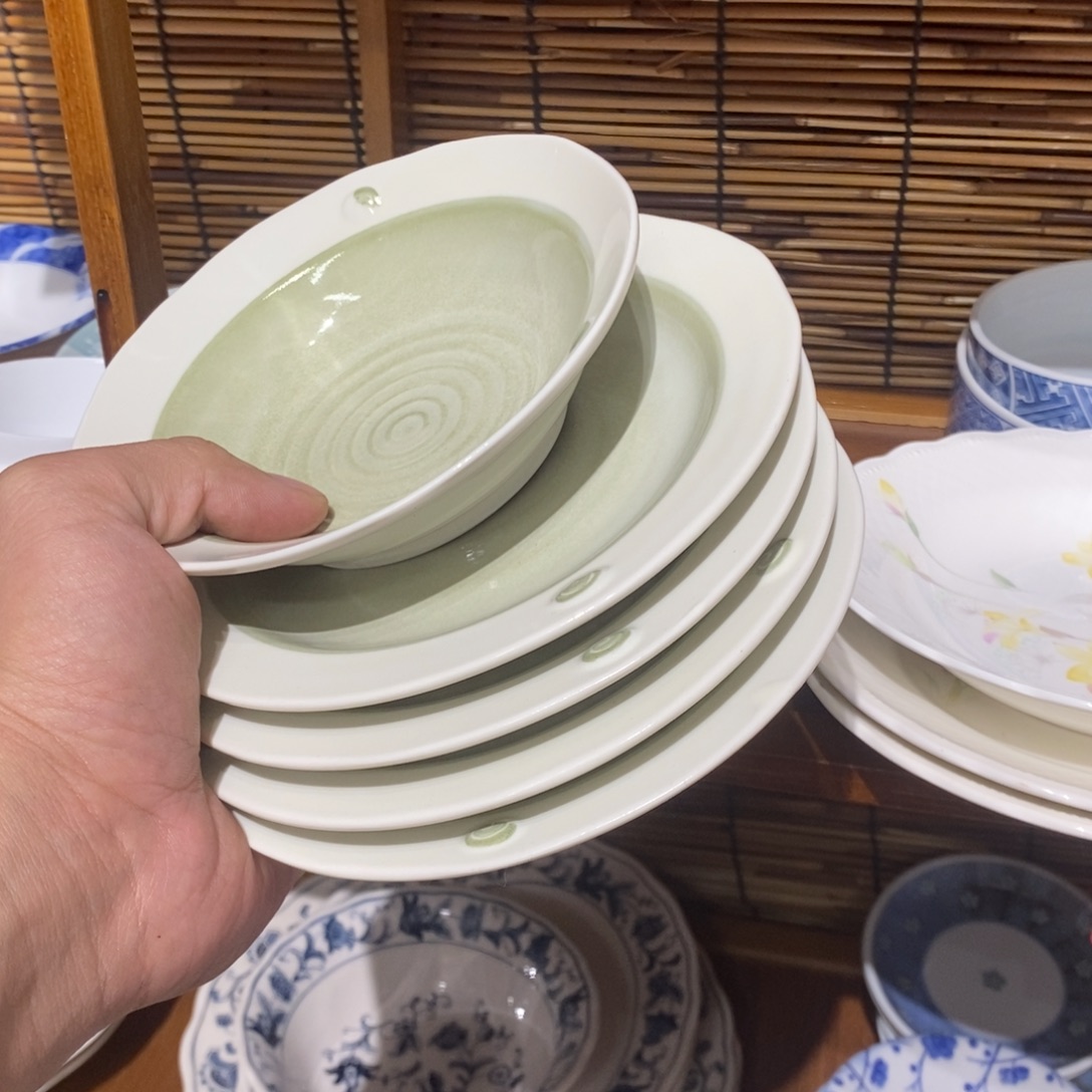 班***儿茶盏哈哈哈我还没有那么好看