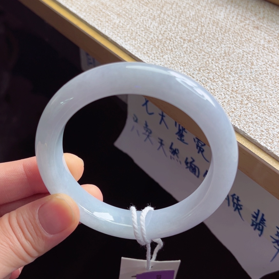 翡翠未镶嵌手镯手镯
