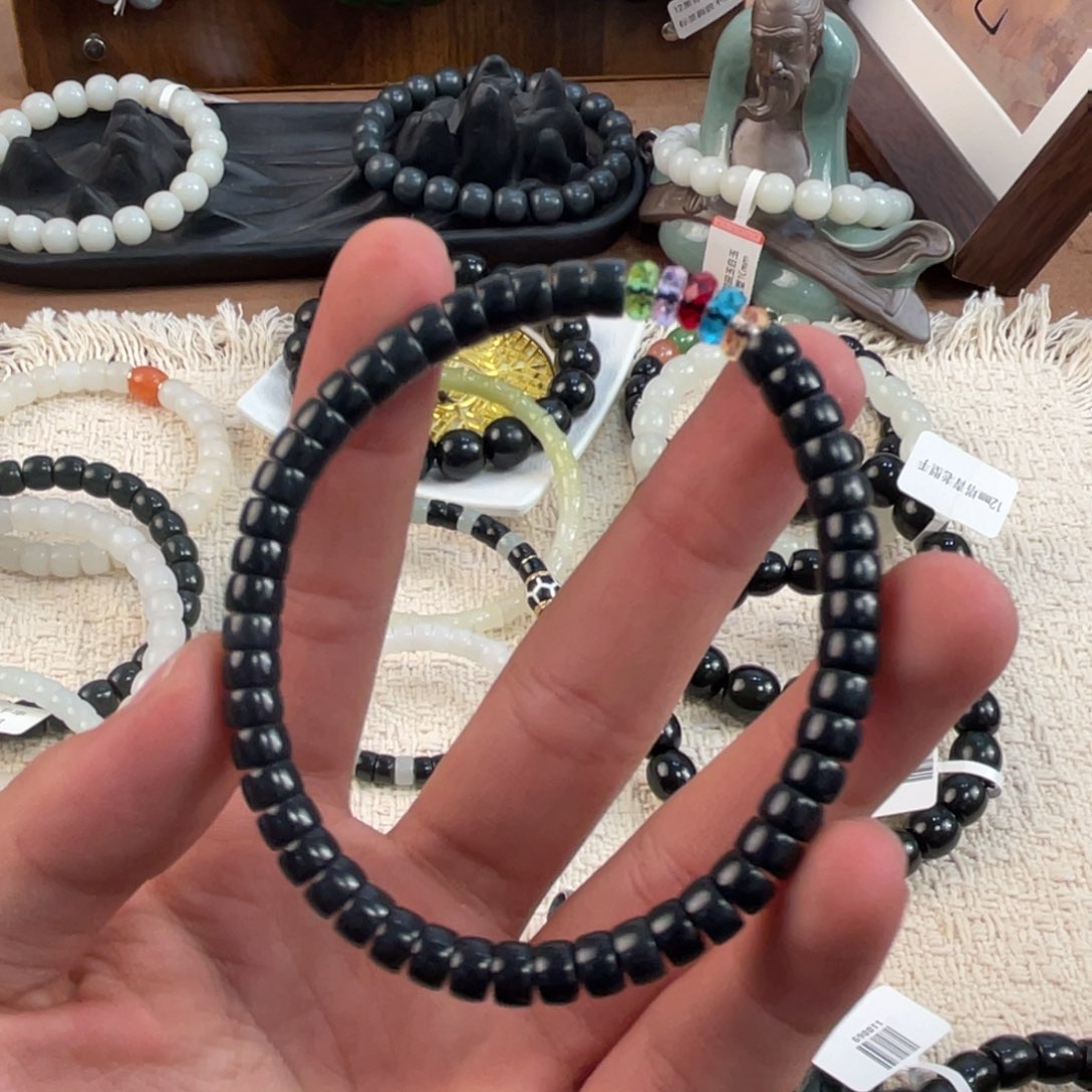 未镶嵌手链和田玉