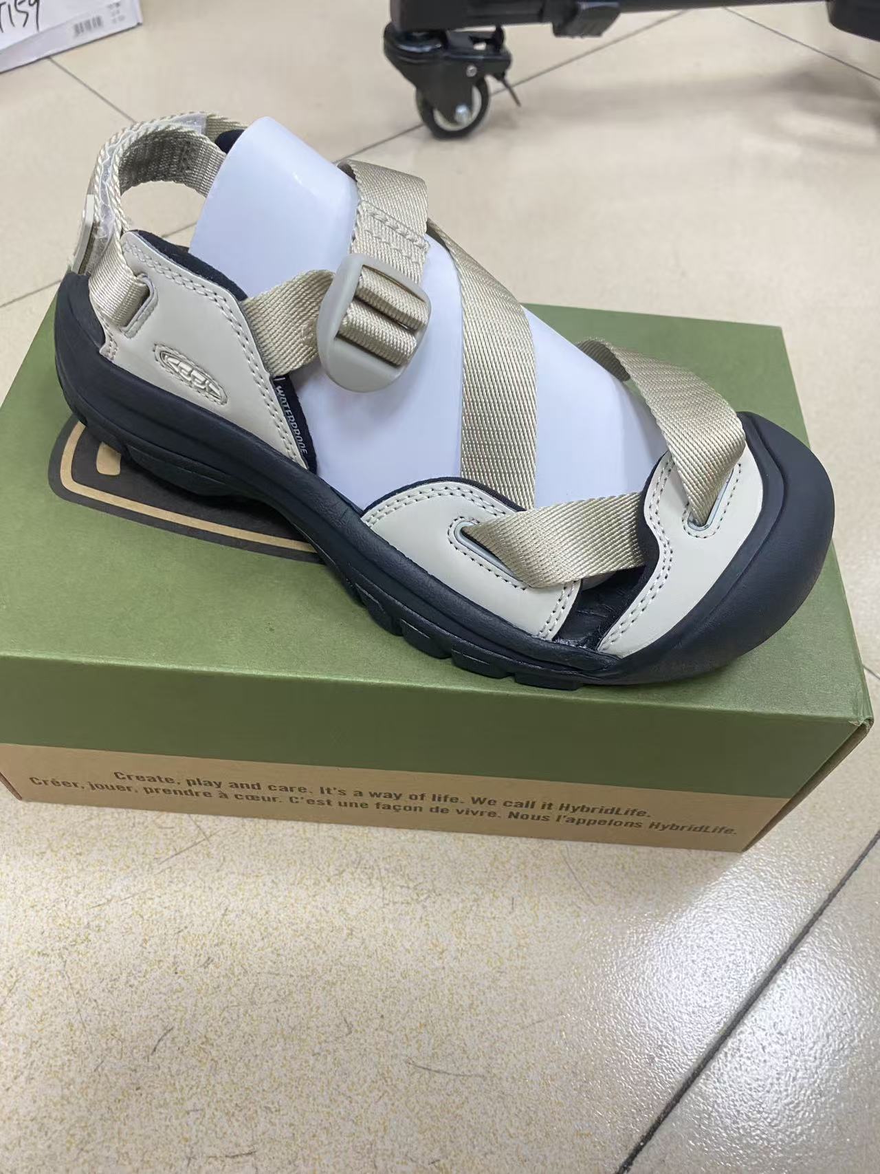 HTWZ-040-户外休闲露营地鞋溯溪鞋