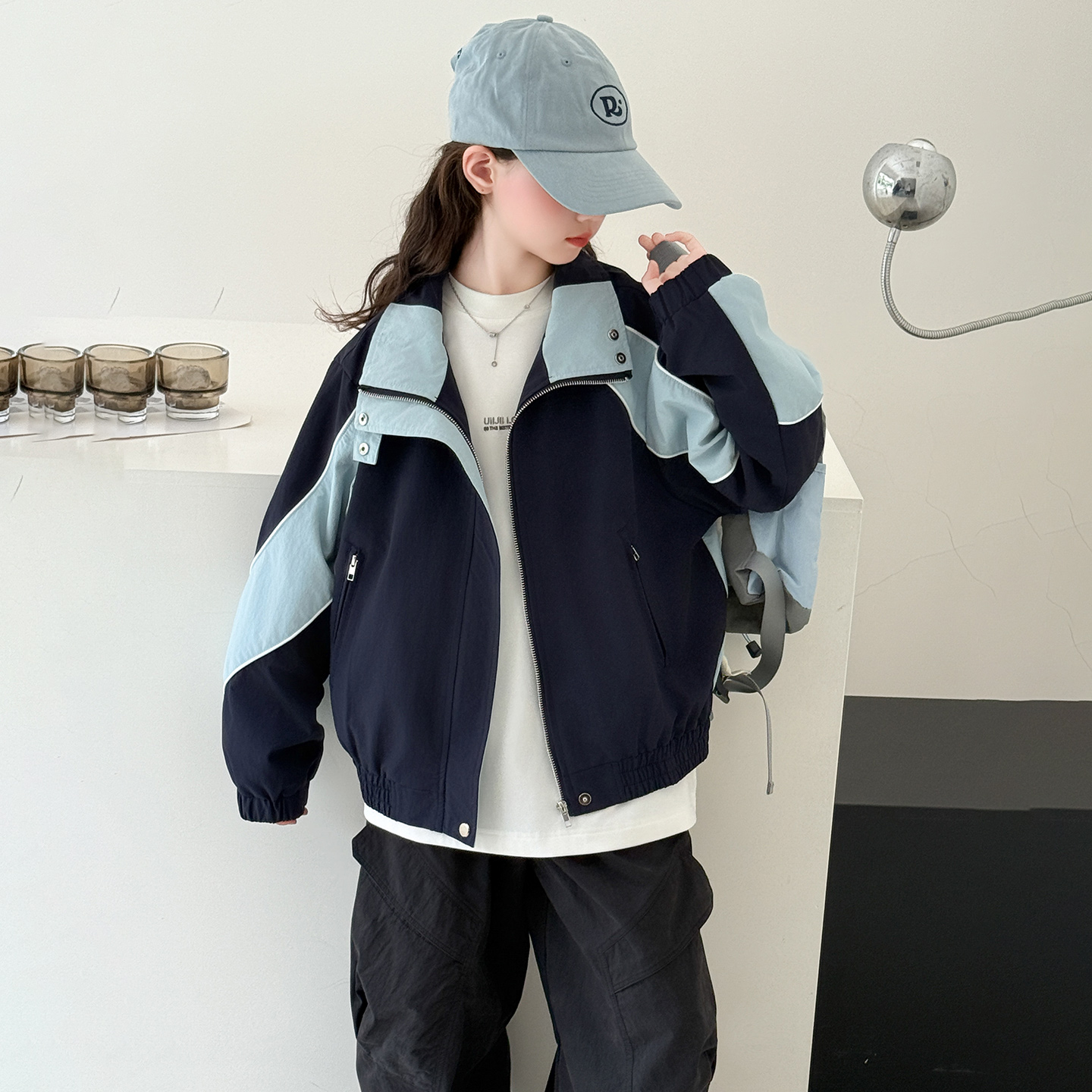 女童外套秋装2025新款洋气韩版中大童宽松休闲拼色立领夹克衫上衣