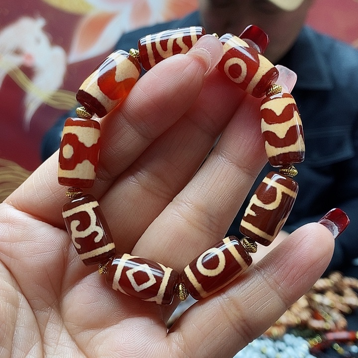 玛瑙/玉髓颈饰合金