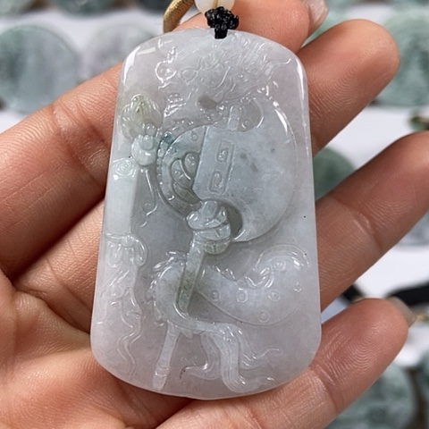 翡翠颈饰未镶嵌龙福利