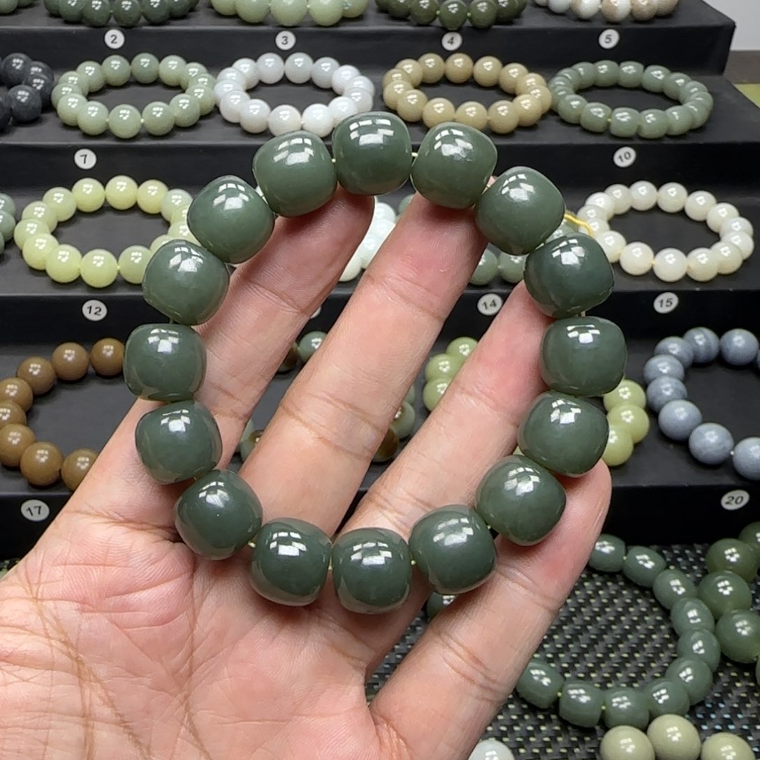 未镶嵌和田玉手链老形且末蓝