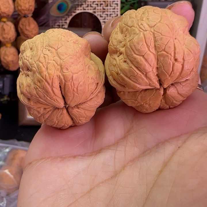 吊坠文玩核桃老树疙瘩包38有沙眼