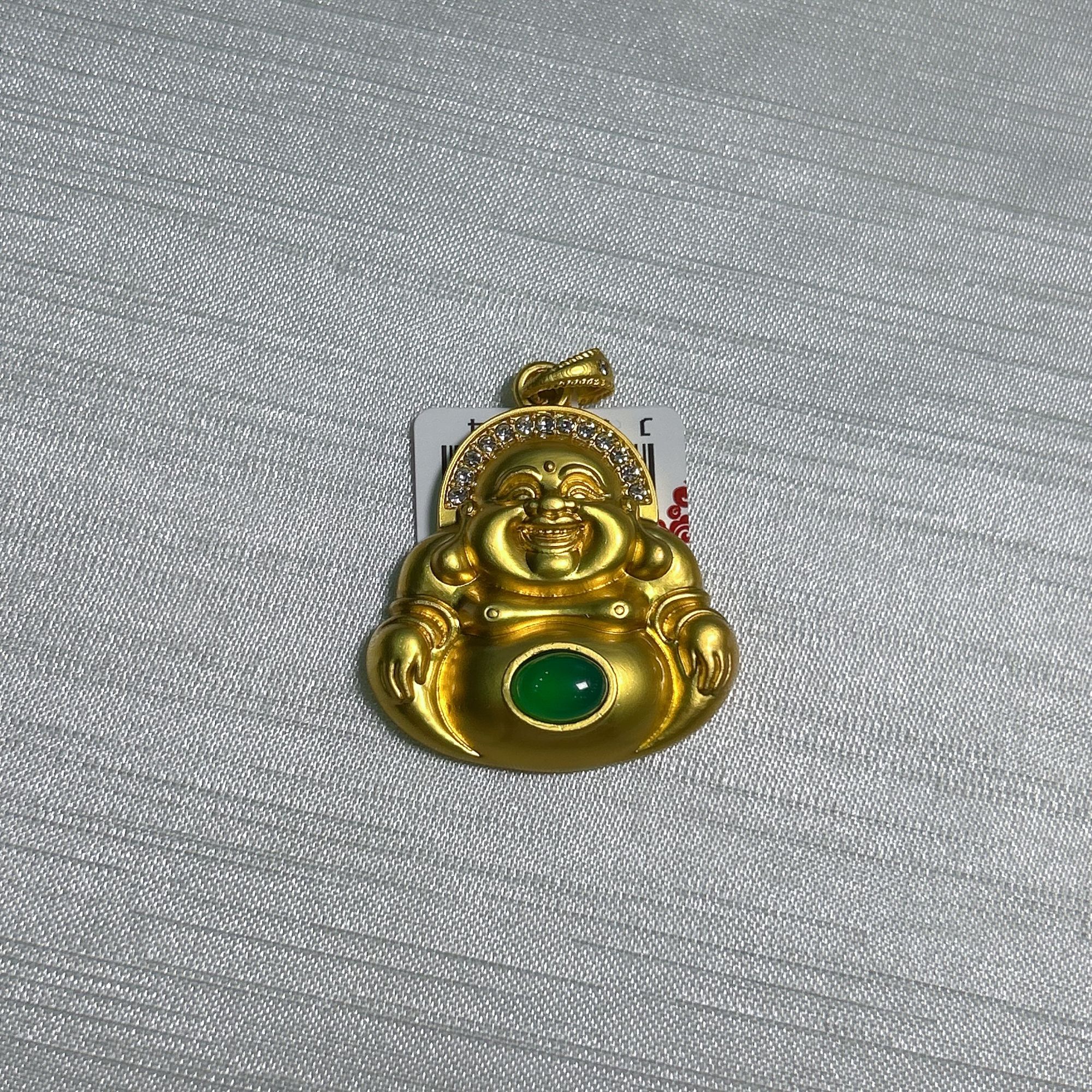 J0744天然马达加斯加玉中精髓佛公吊坠