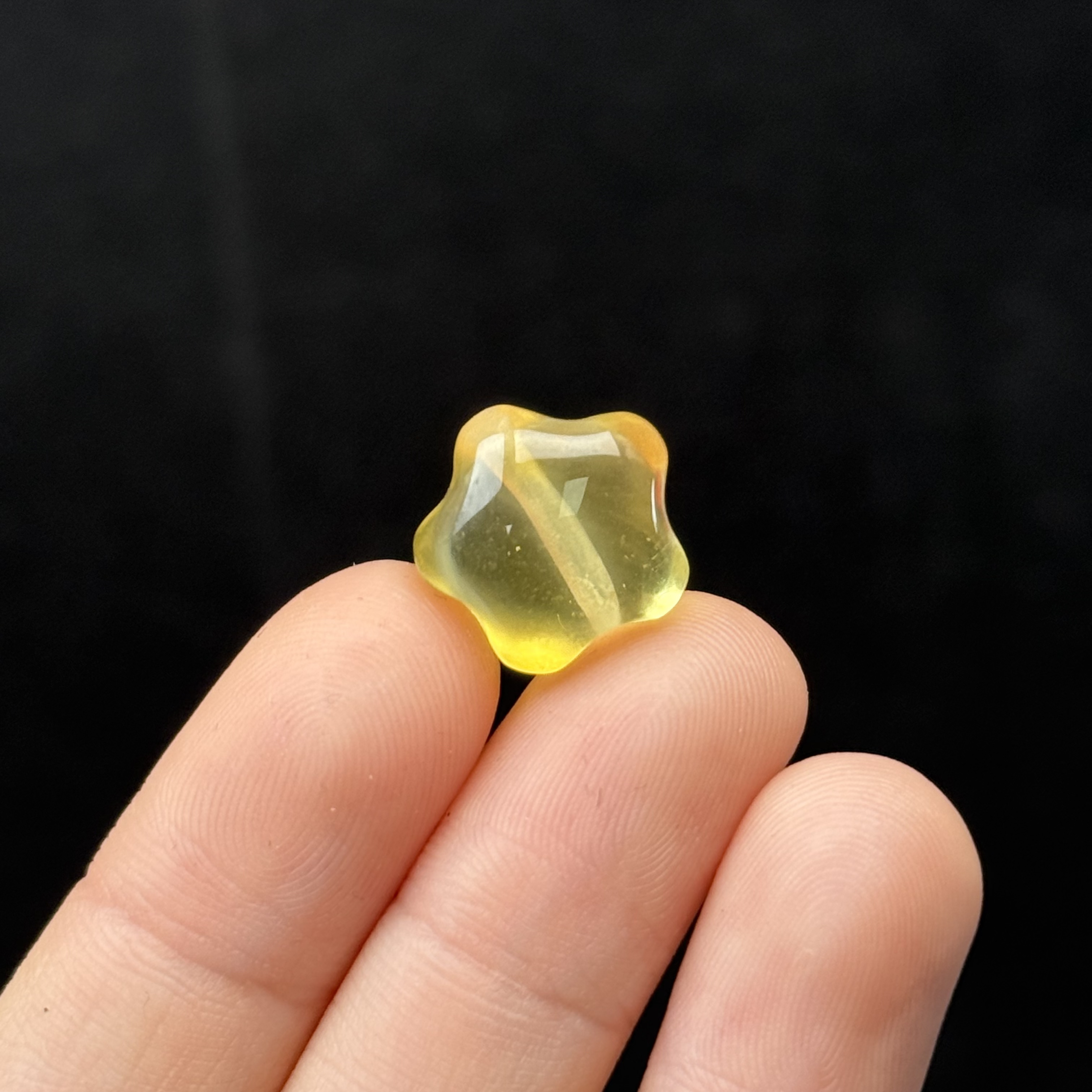 K1246天然原矿蜜蜡 立体星星14.3*9.9mm支持鉴定 假一罚十