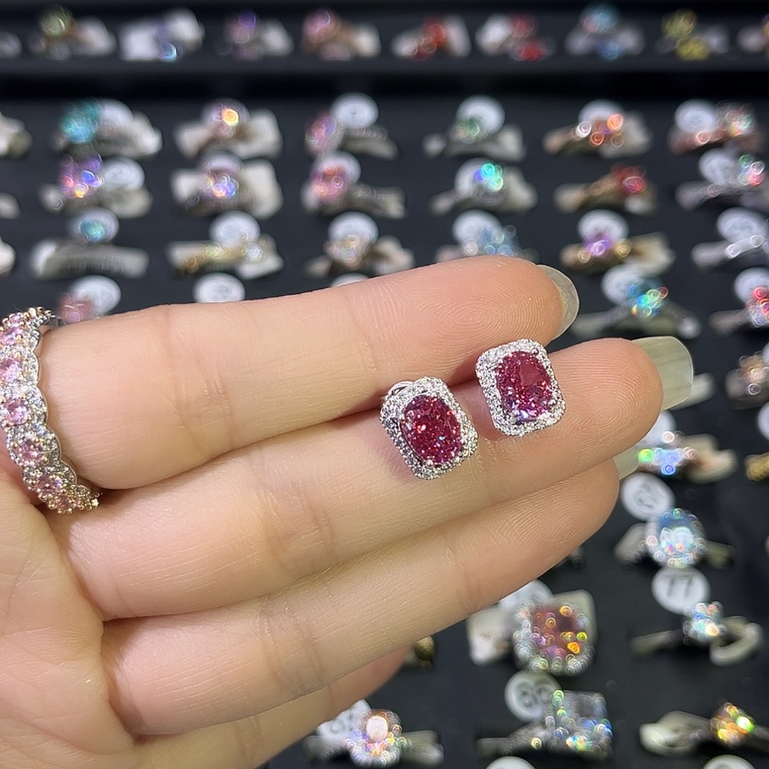 莫桑石非金属SH鸽子蛋耳钉