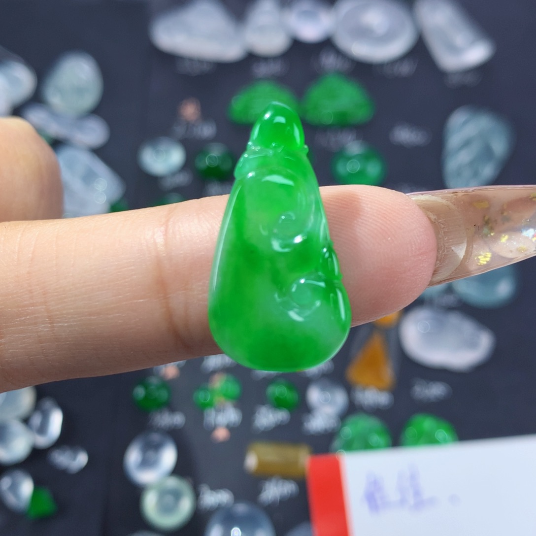 翡翠颈饰未镶嵌纯天然缅甸A货翡翠