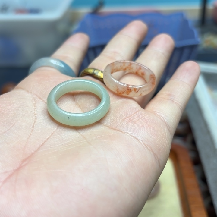 时***然石英岩玉合金颈饰