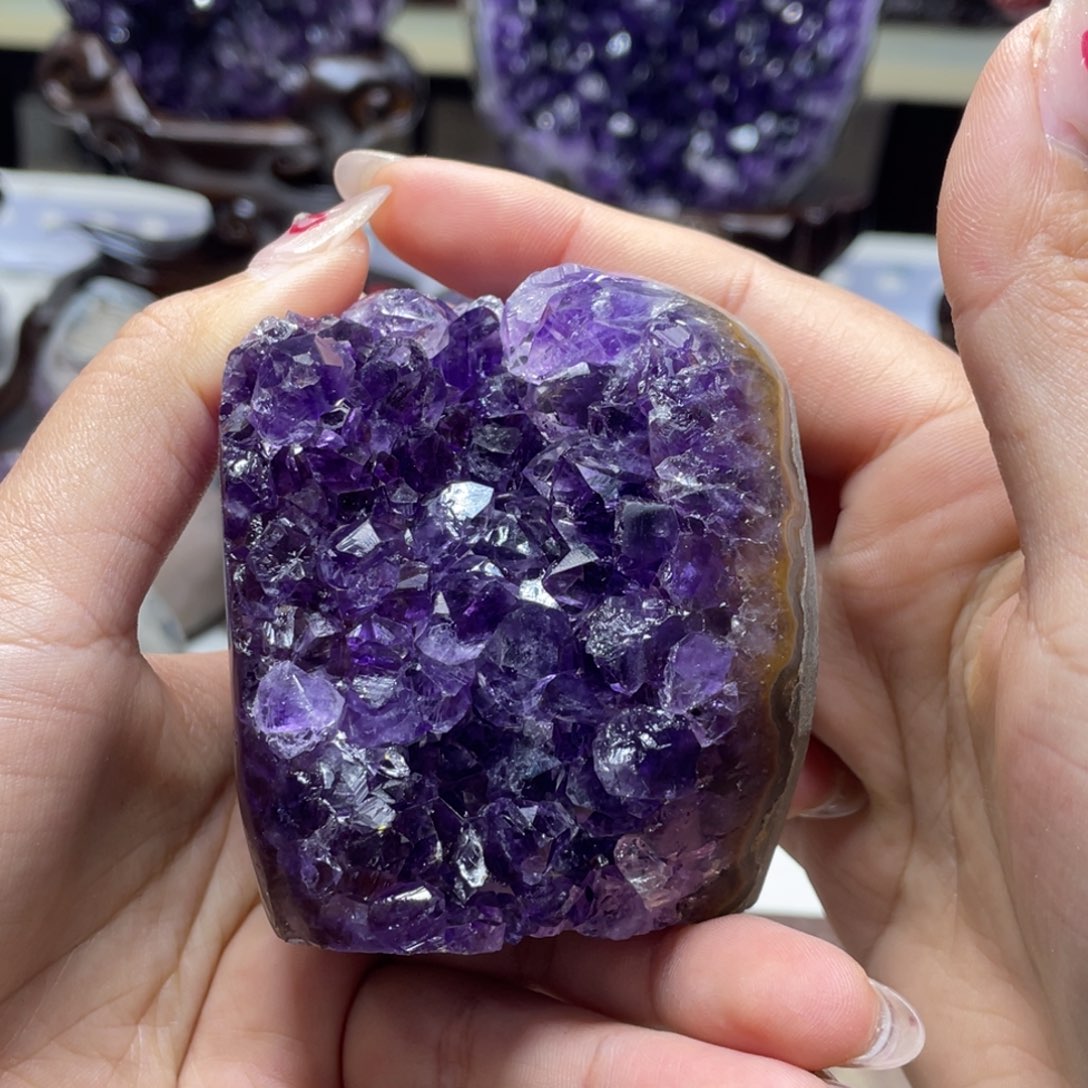 紫晶大型摆件（非配饰）未镶嵌