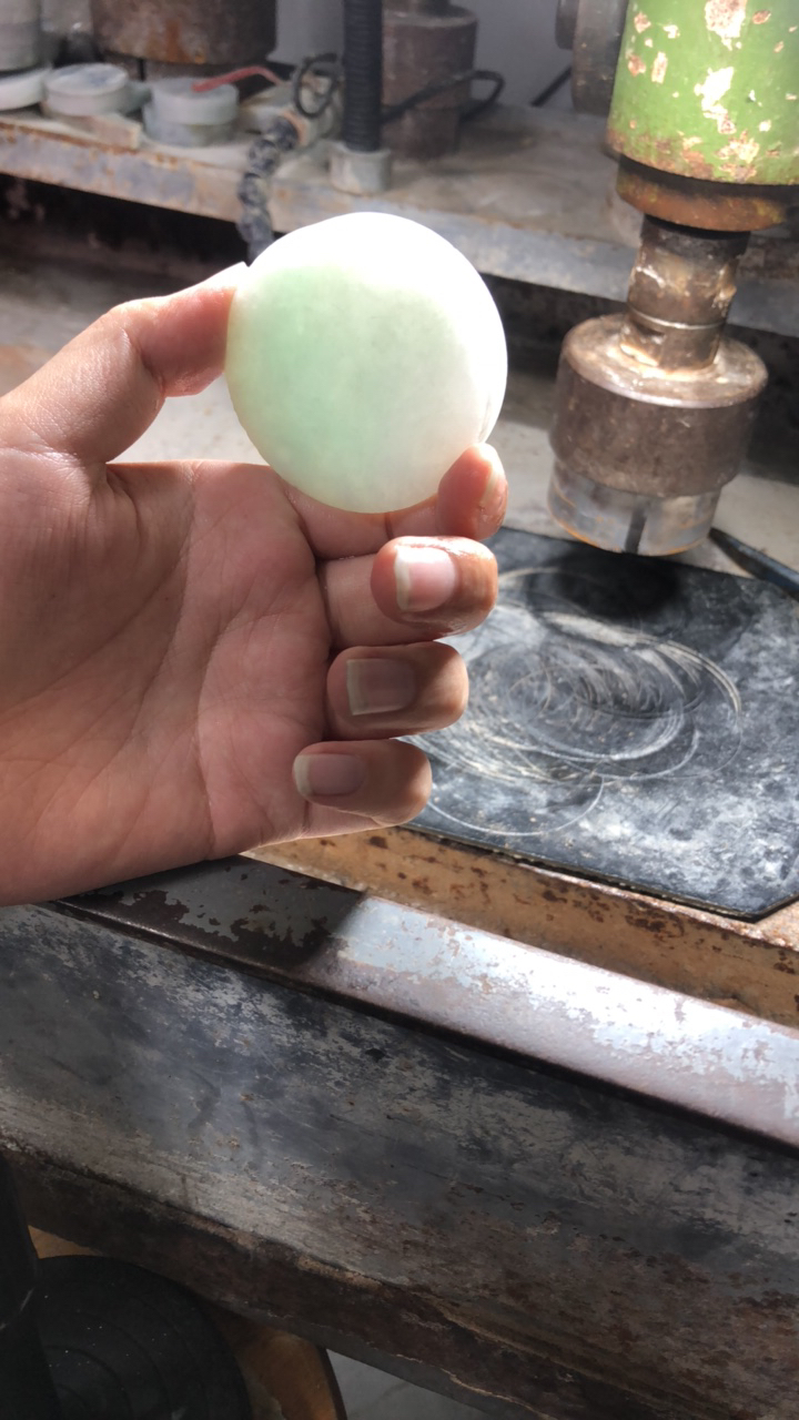 火火翡翠手镯定制