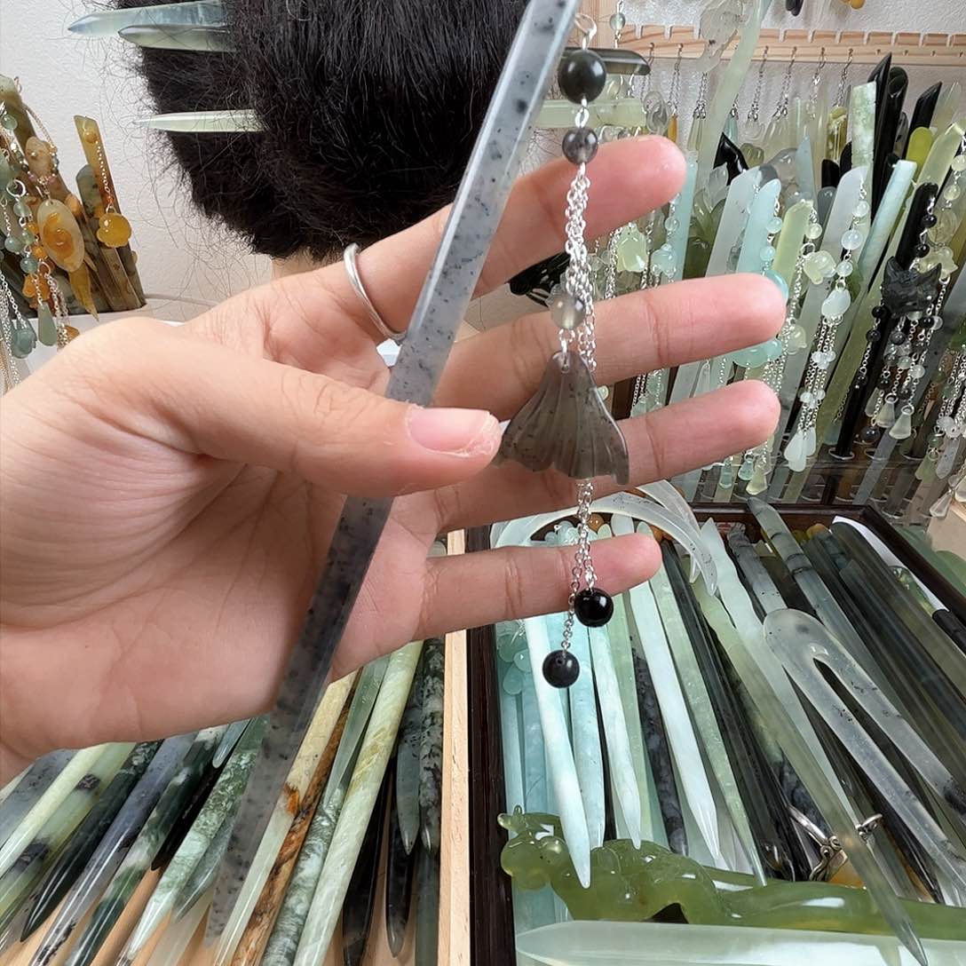 蛇纹石玉发饰未镶嵌