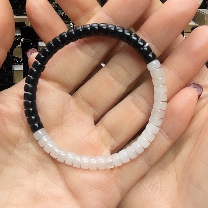 精***彩和田玉（墨玉）未镶嵌手链卡6 药片