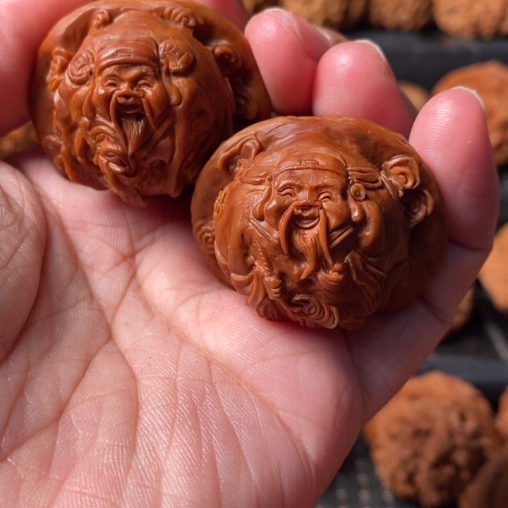 文玩核桃把件财神