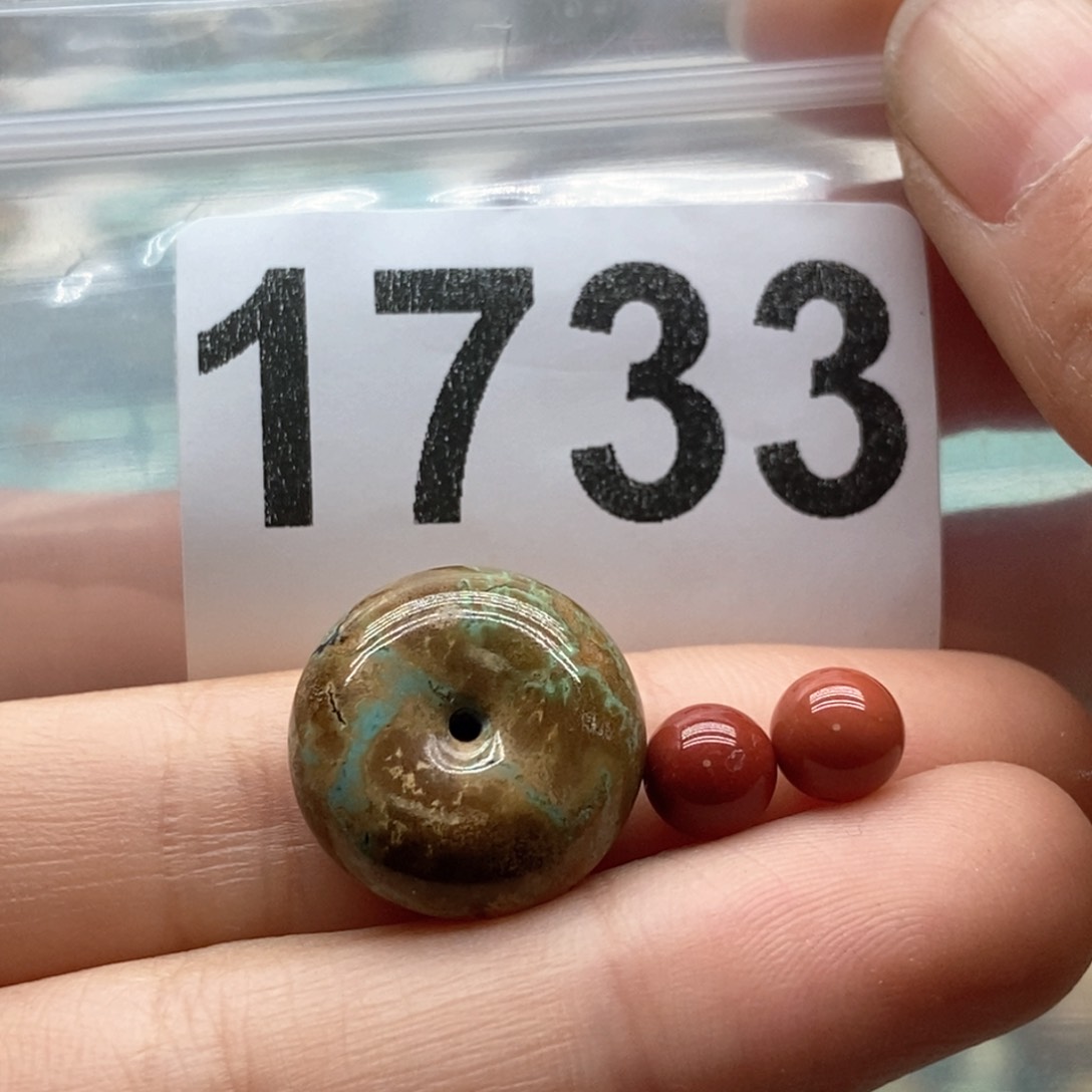 南红玛瑙颈饰未镶嵌