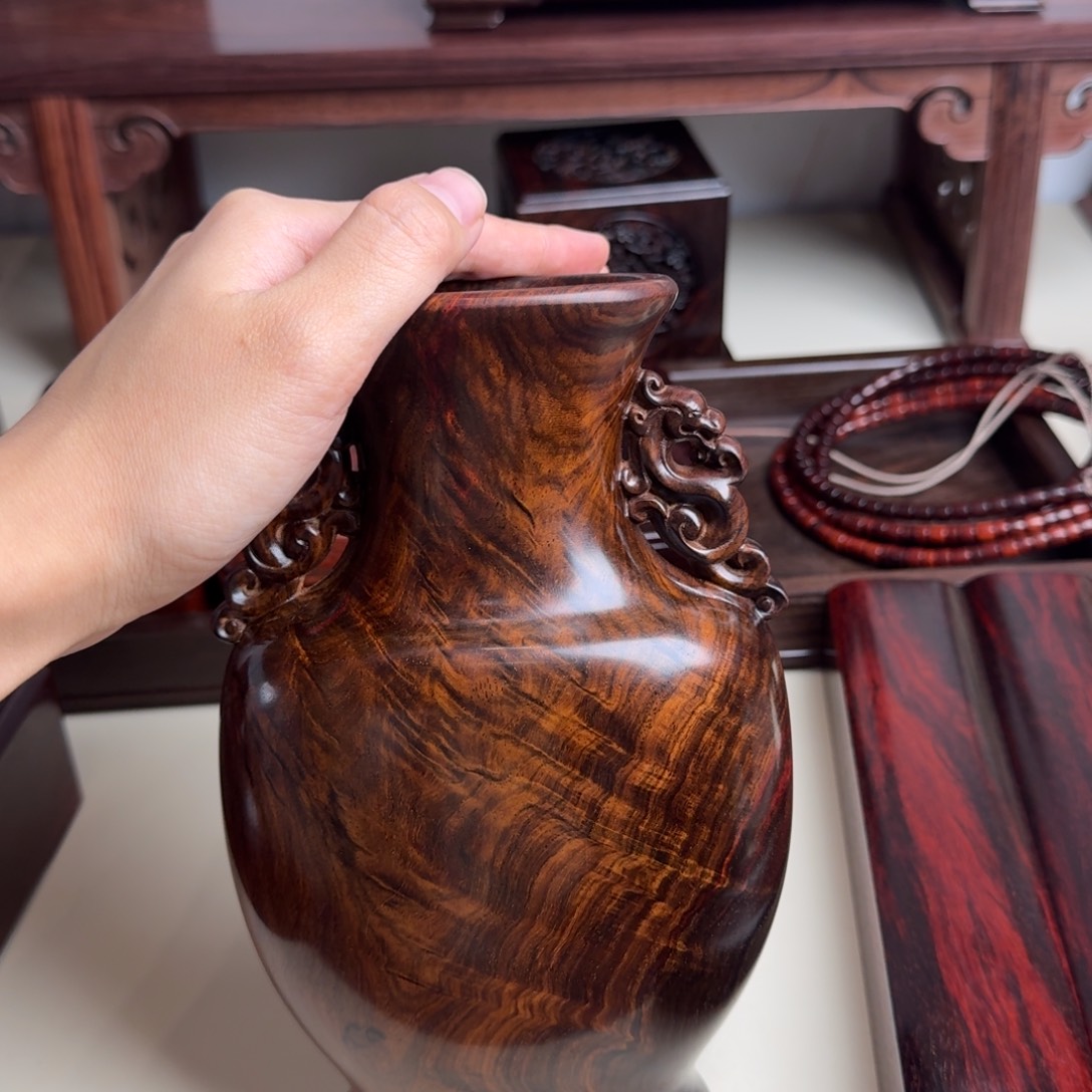 菠***萝交趾黄檀（大红酸枝）