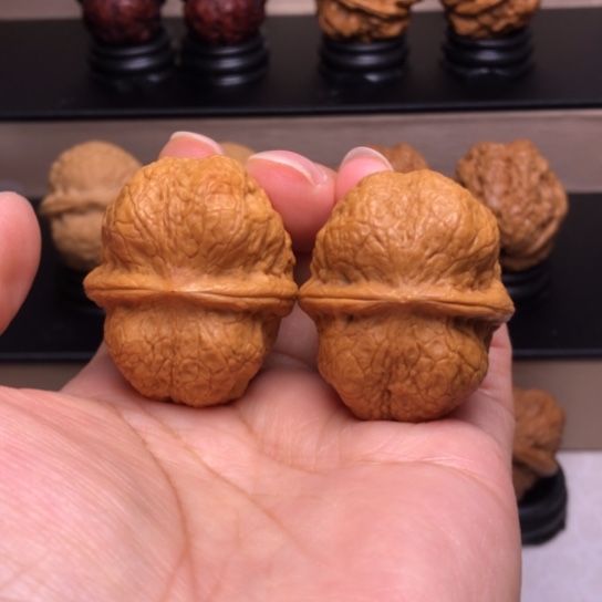 文玩核桃把件方尊21