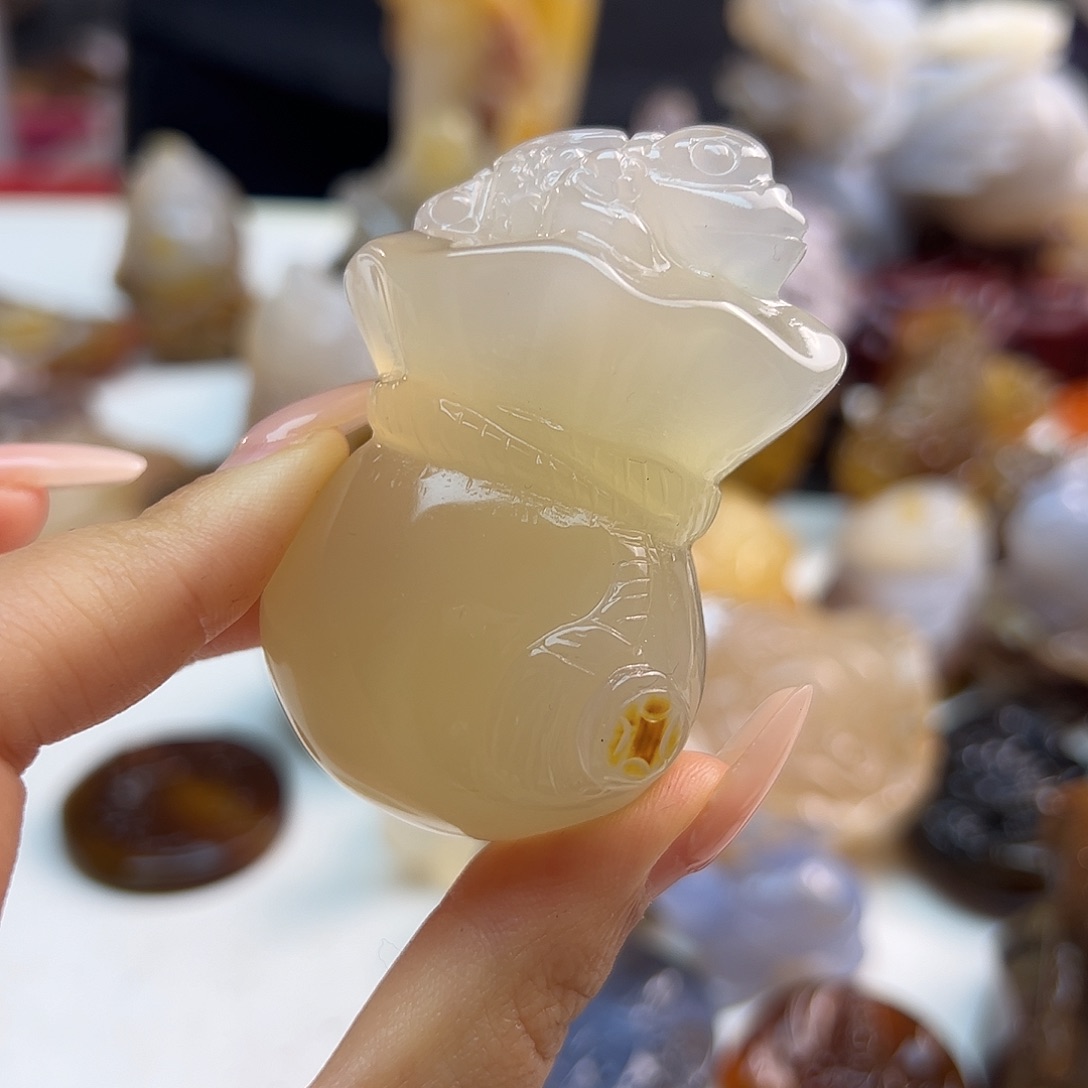 玛瑙/玉髓未镶嵌颈饰