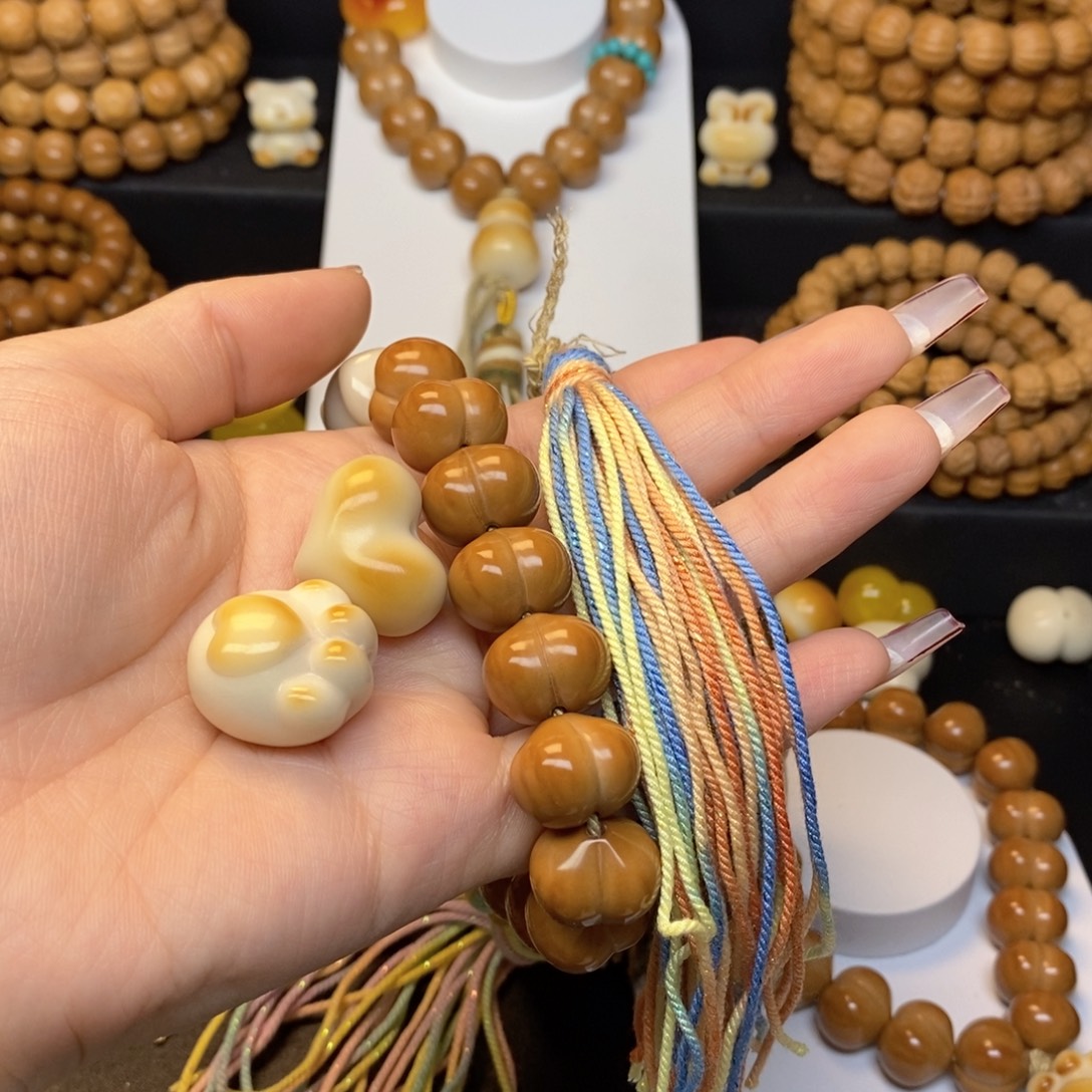 金***妹猴头核桃吊坠全品16大加屁桃手持➕配饰