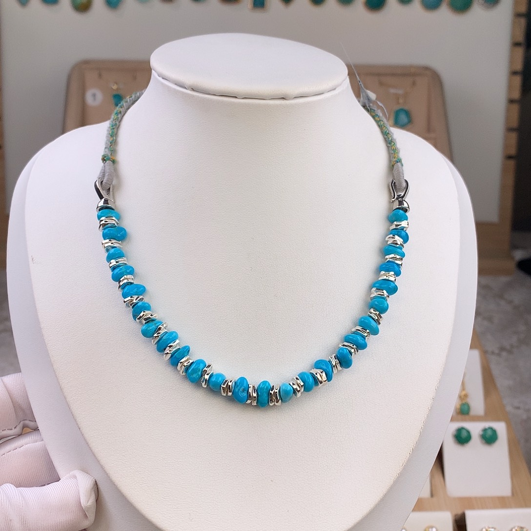 绿松石未镶嵌颈饰