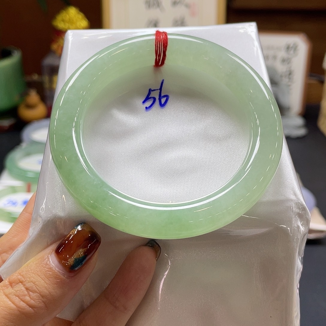 翡翠未镶嵌手镯27号