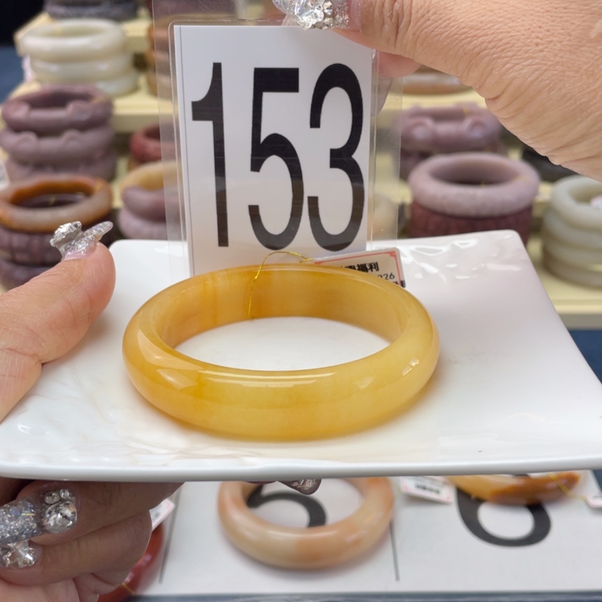 【闪购商品】石英质玉未镶嵌手镯