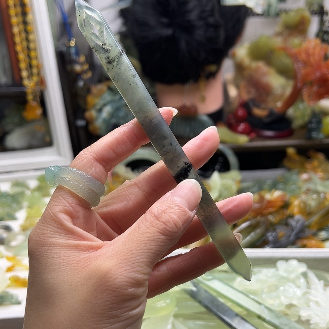 蛇纹石玉发饰合金