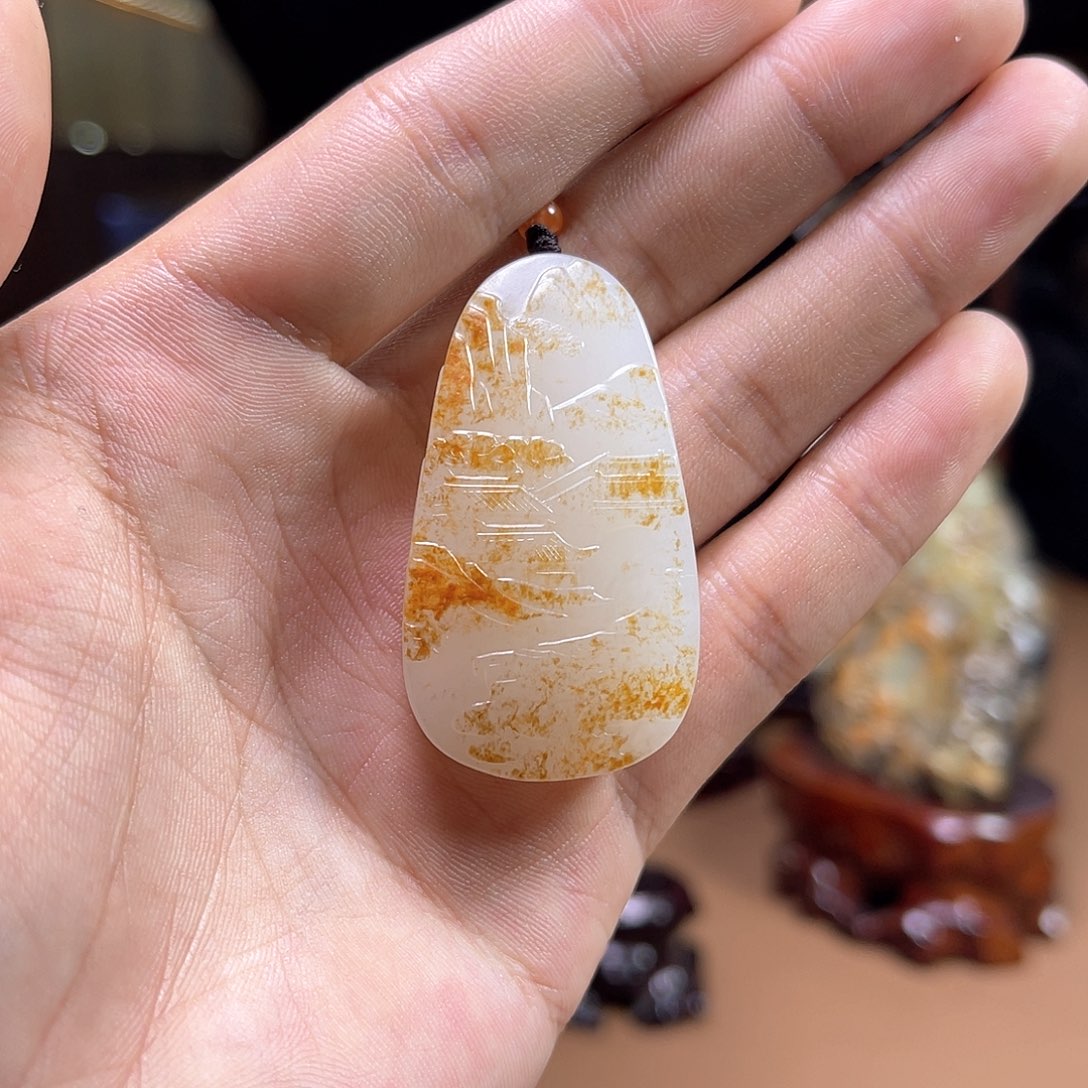 和田玉颈饰未镶嵌