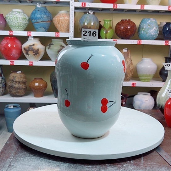 瓶高33口14.5。陶瓷精品摆件。216