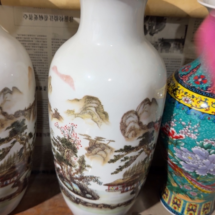 陶瓷白色花瓶一对炸漏