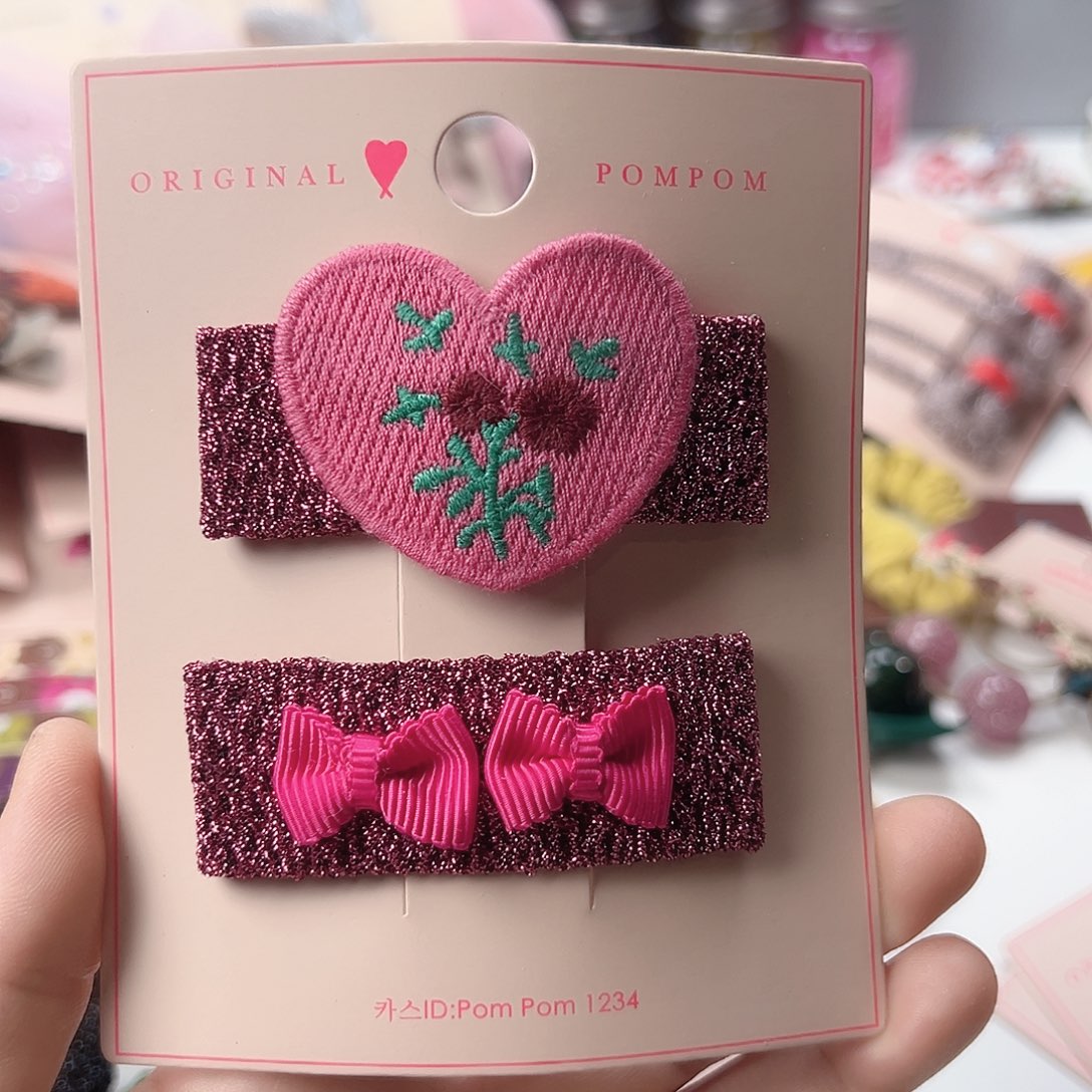 Pom粉爰心2个装发夹儿童韩国