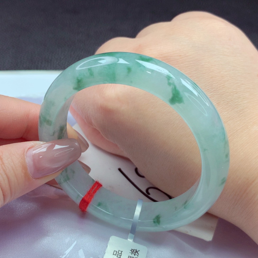 翡翠手镯未镶嵌手镯56