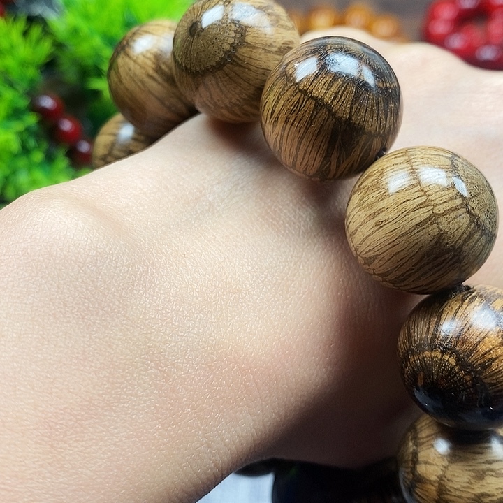 陈***山手串/手链藤类买麻藤