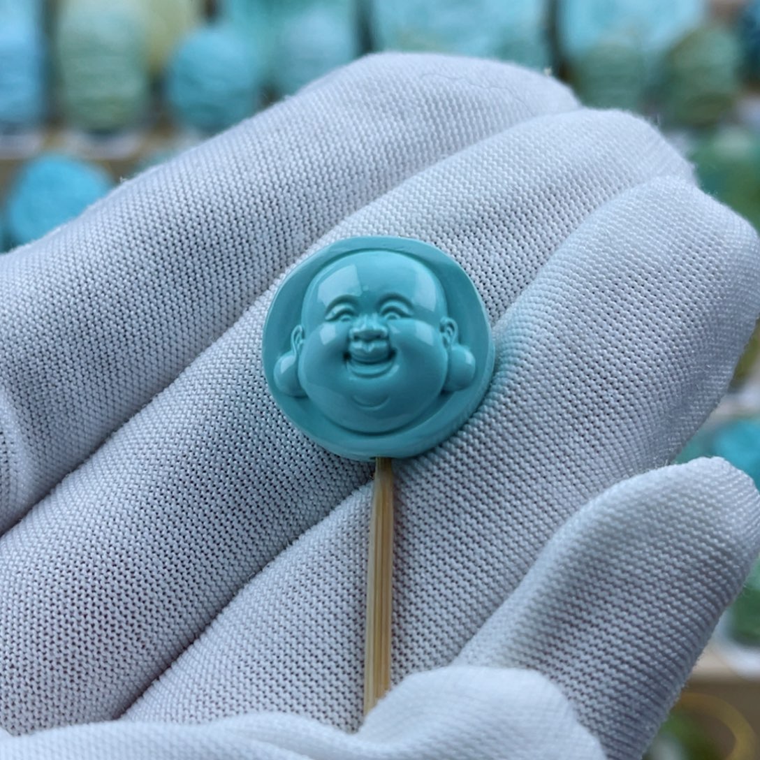 绿松石未镶嵌珠宝奇石