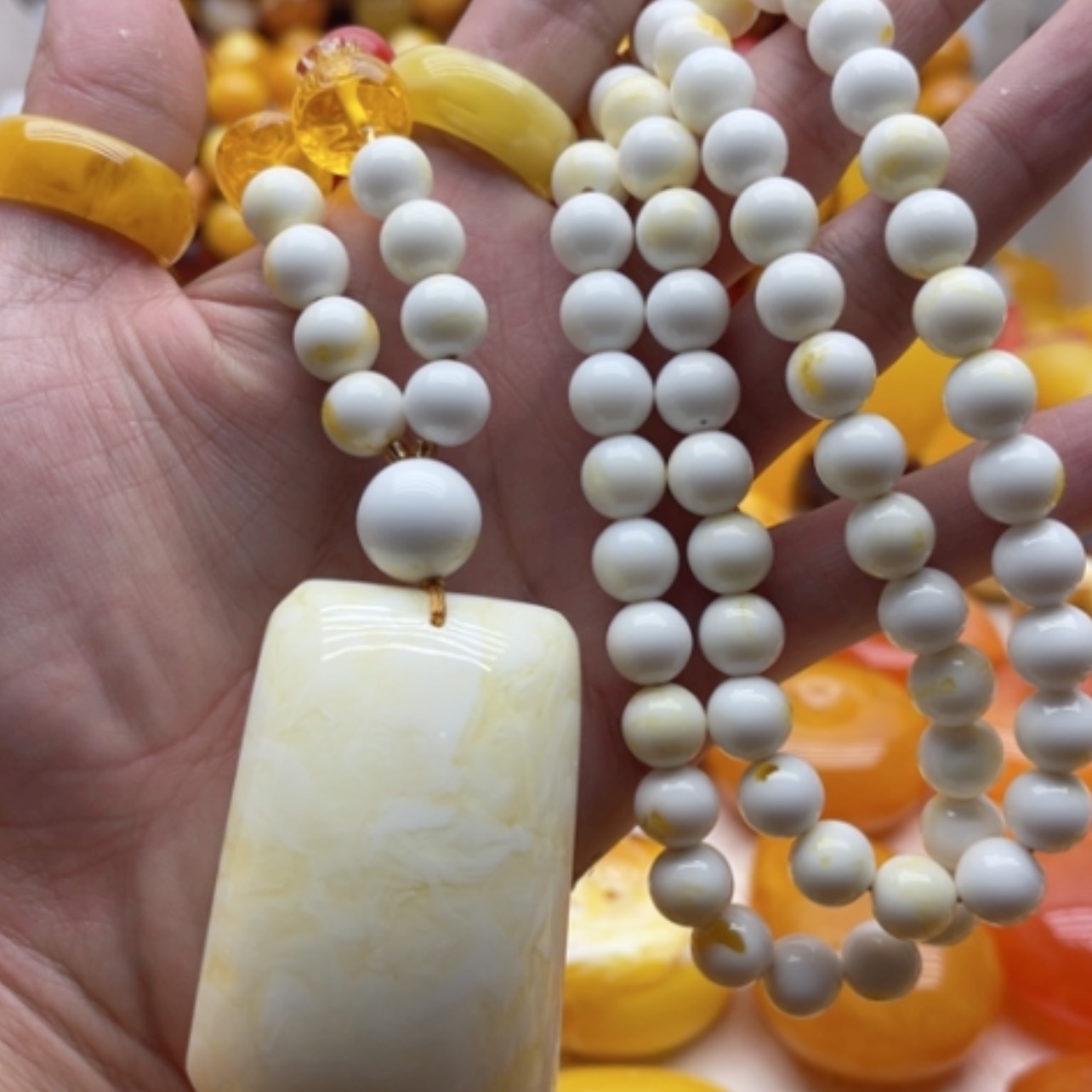 【闪购商品】蜜蜡颈饰未镶嵌吊坠毛衣链子