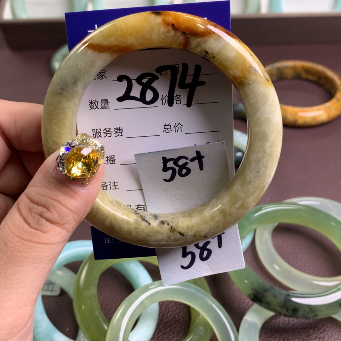 蛇纹石玉手镯未镶嵌2874