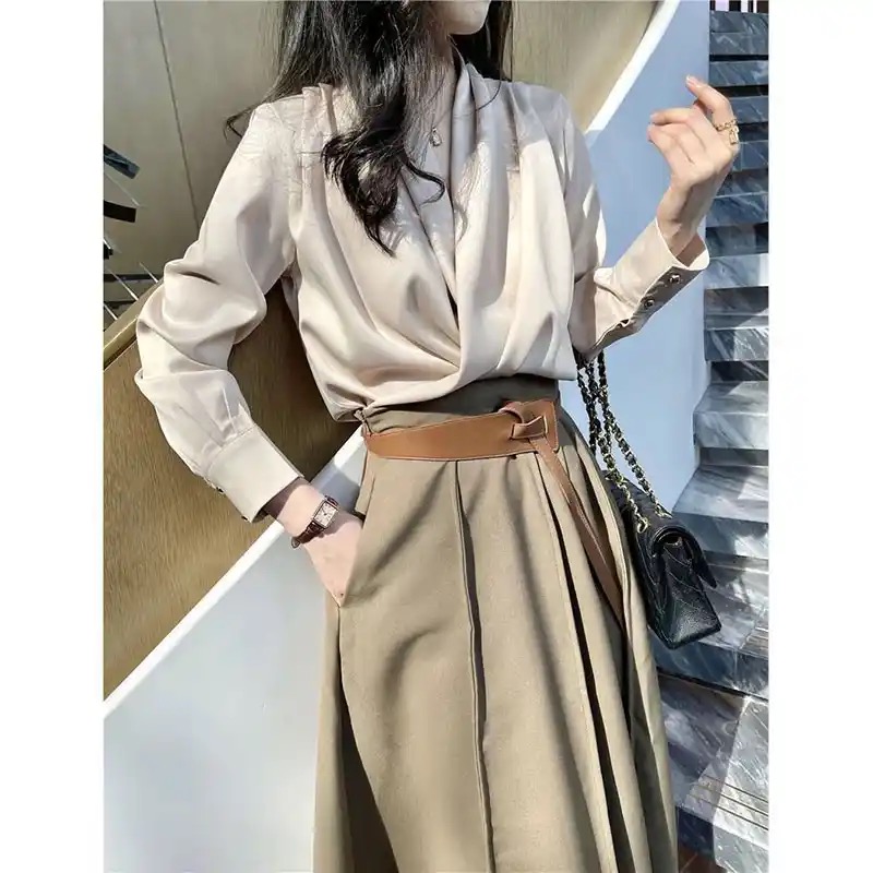 服装长袖显瘦气质洋气高腰时尚法式轻熟风设计感