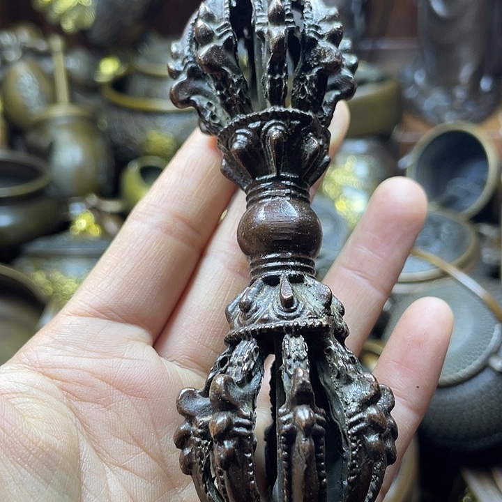 全是铜铜铜器铜器