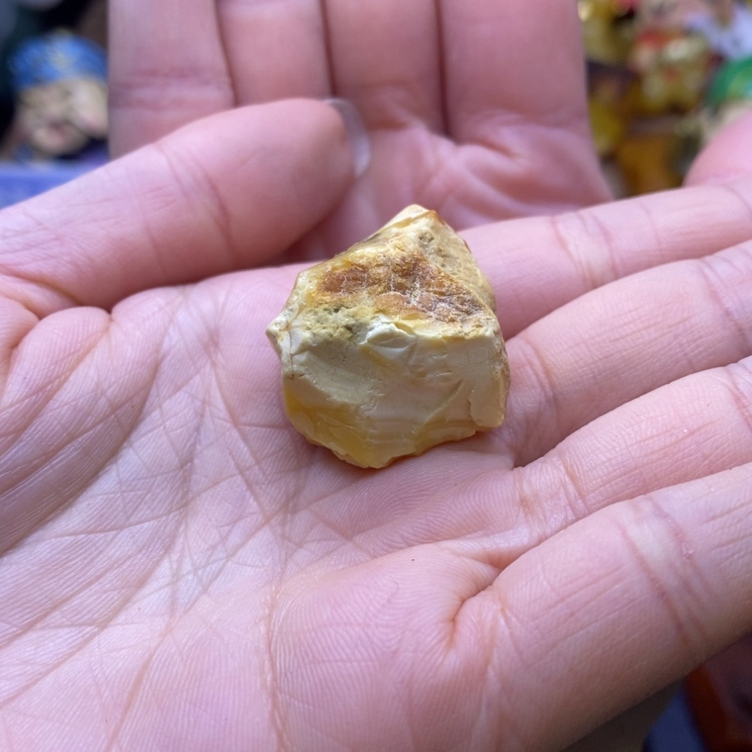 定制琥珀未镶嵌吴