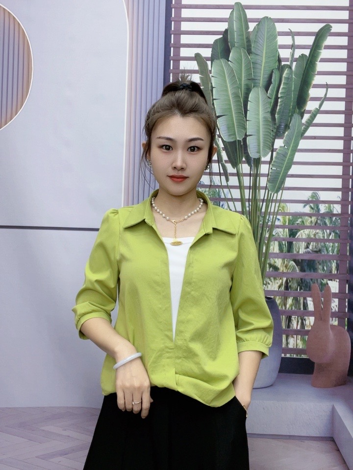 【涵舍衣橱】2025新款拼接假两件衬衫设计洋气百搭女士上衣