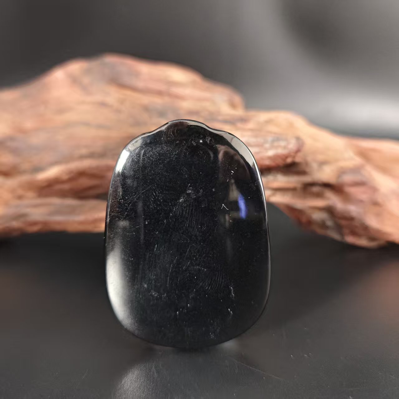 Q和田玉墨玉无事牌吊坠1481