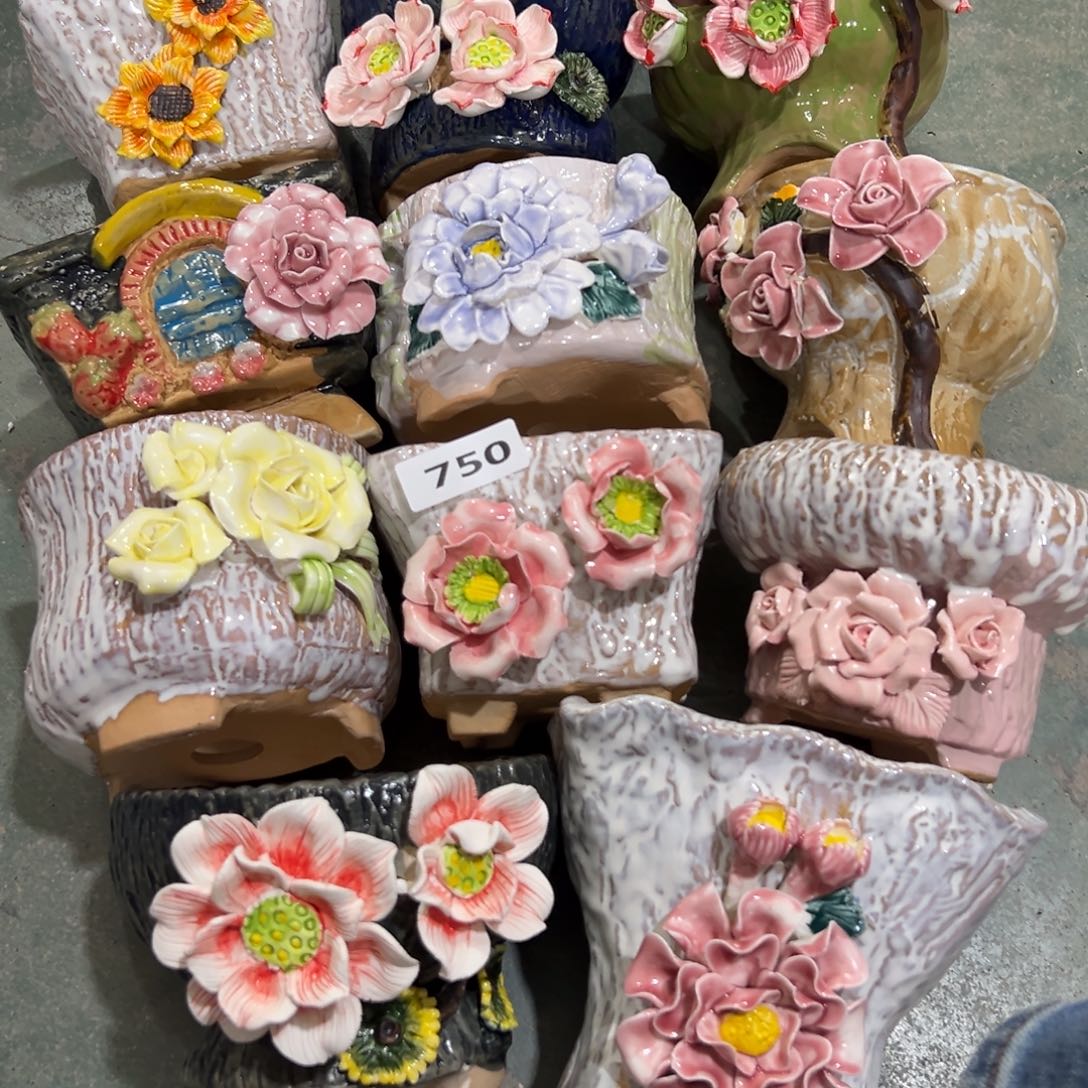 750 花盆，满20发货，爱退款拉黑