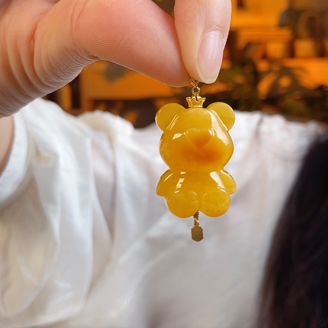 蜜蜡颈饰18K金镶嵌