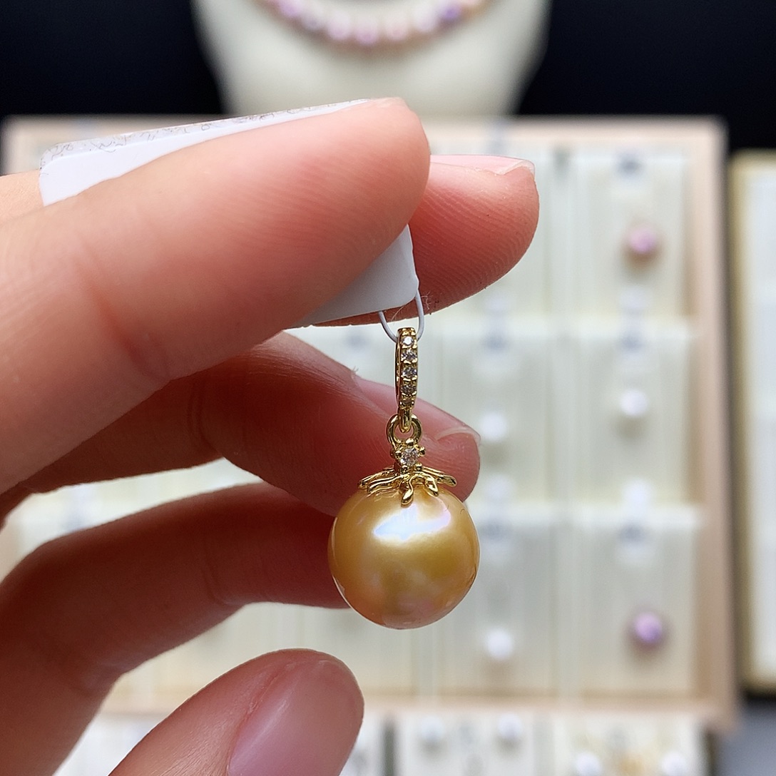 淡水珍珠颈饰合金