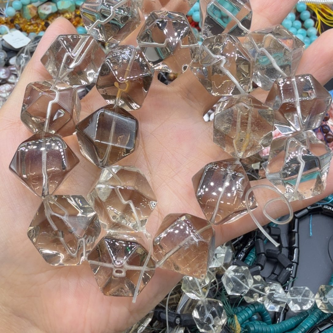 十****水晶珠宝半成品未镶嵌卡20净体茶白异形一条